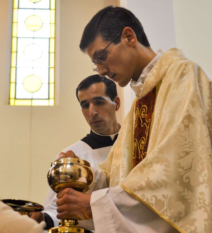 ordenacion-sacerdotal-p.juan-de-dios28