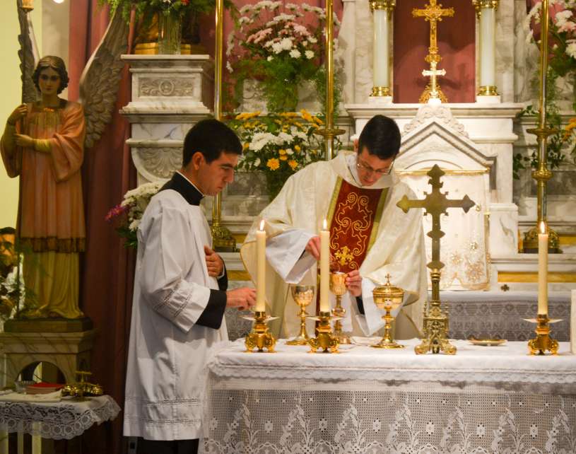 ordenacion-sacerdotal-p.juan-de-dios54