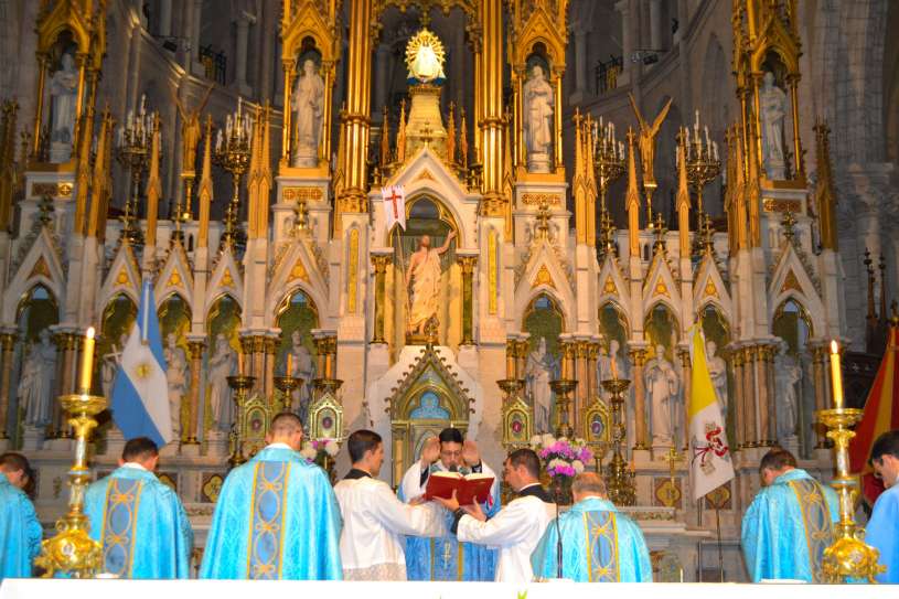 ordenacion-sacerdotal-p.juan-de-dios80