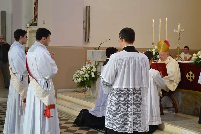 ordenaciones sacerdotales villa elisa 2013_05
