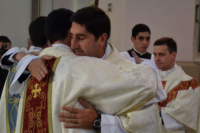 ordenaciones sacerdotales villa elisa 2013_16